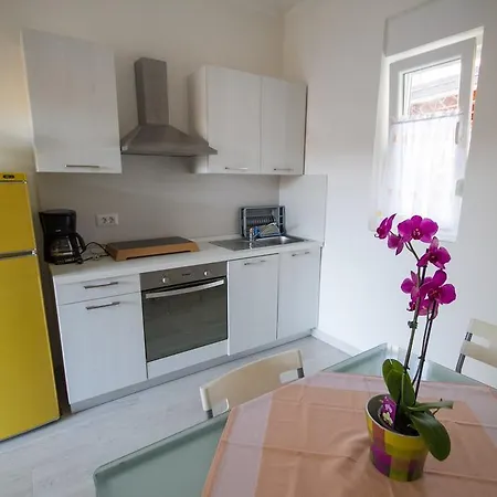 Krapljanov Apartamento Umag