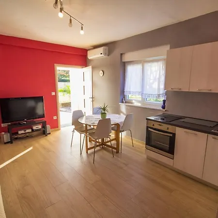Krapljanov Apartamento Umag